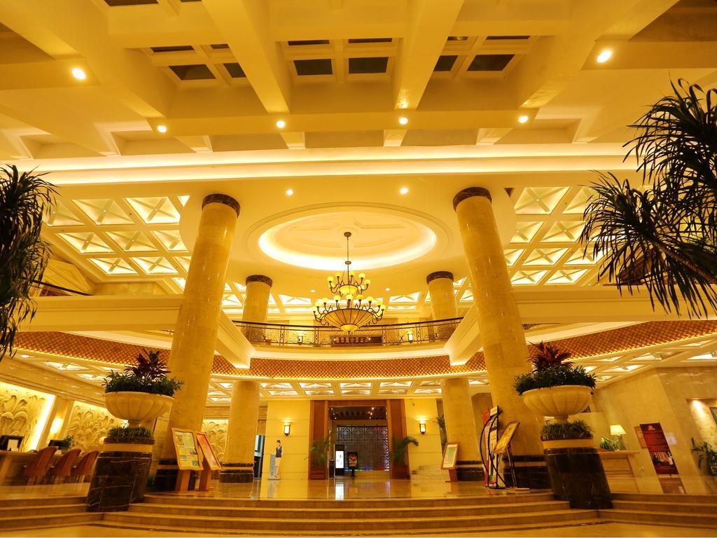Palm Beach Resort & Spa Sanya Exterior foto