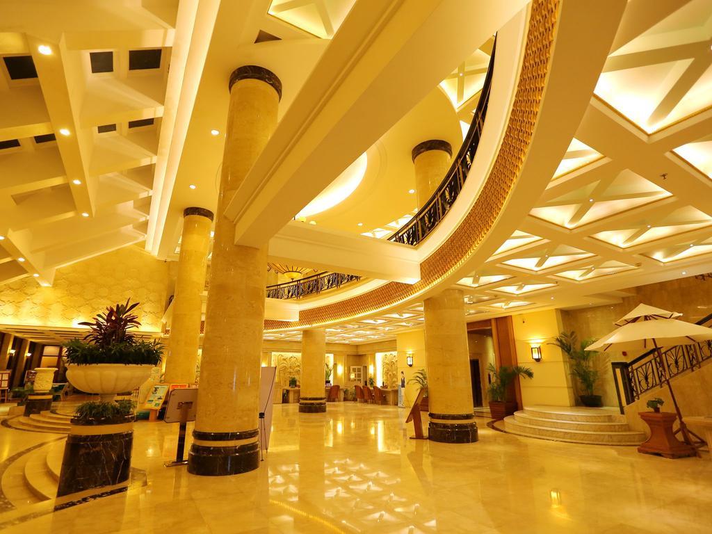 Palm Beach Resort & Spa Sanya Exterior foto